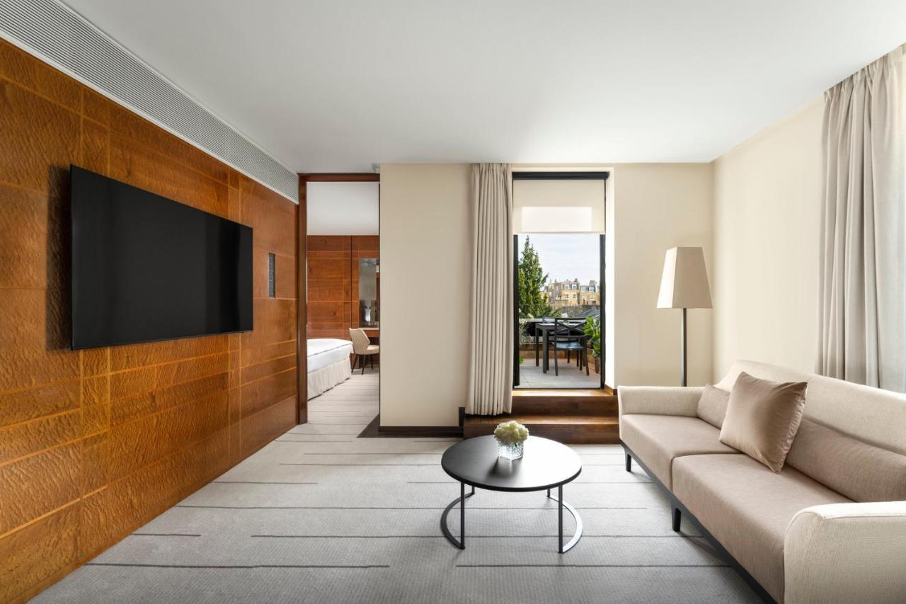 Como The Halkin London Exterior photo